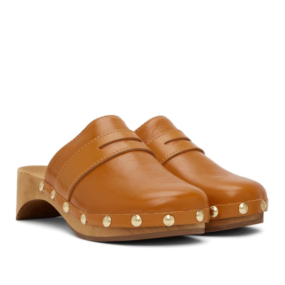🎉SALE🎉NWT Grained Lambskin Leather studded Slip on Slides ComfortFlex